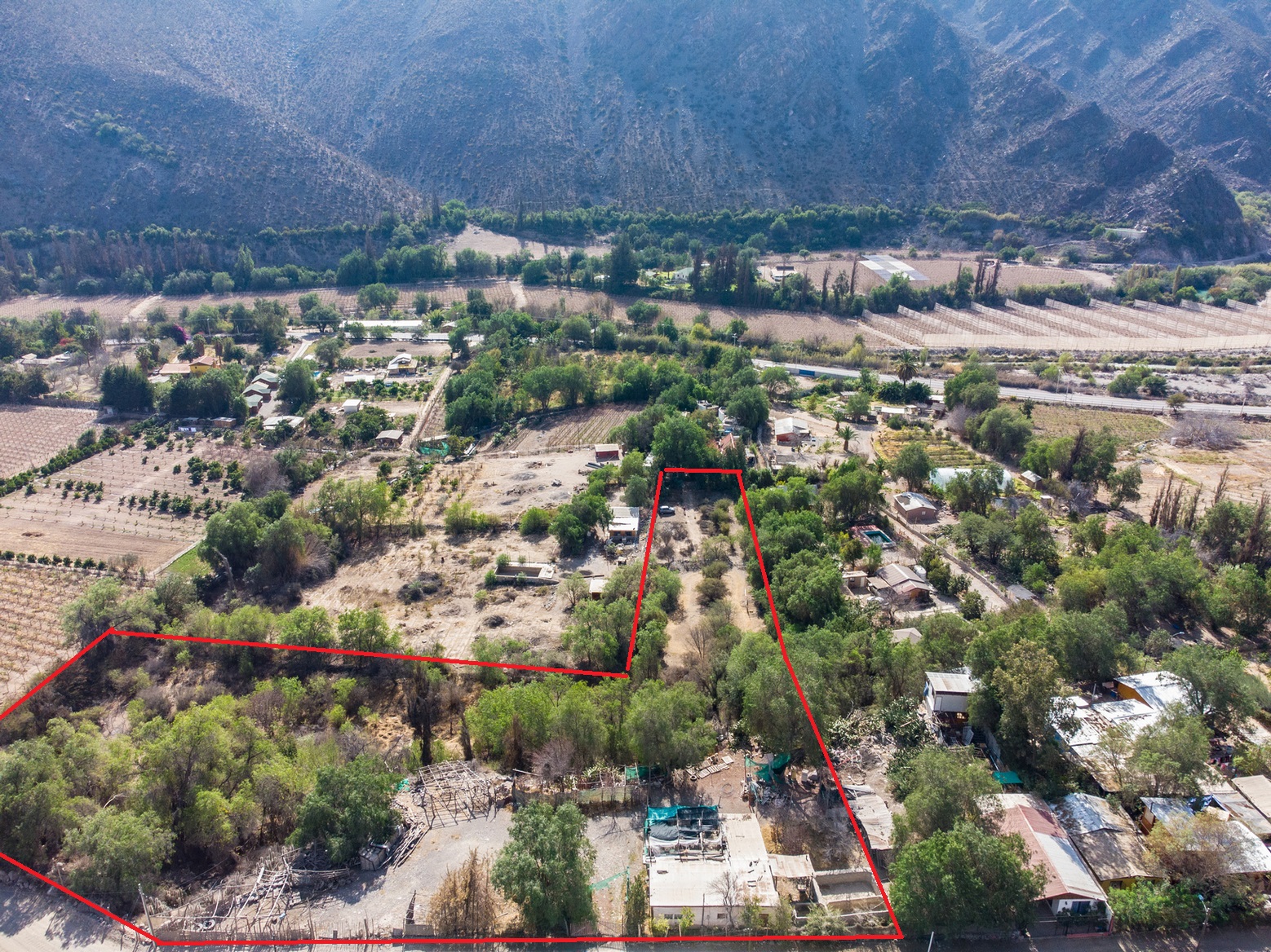 Venta de terreno de 1,2 ha localidad de La Campana, Valle del Elqui, con agua y electricidad. $130 millones