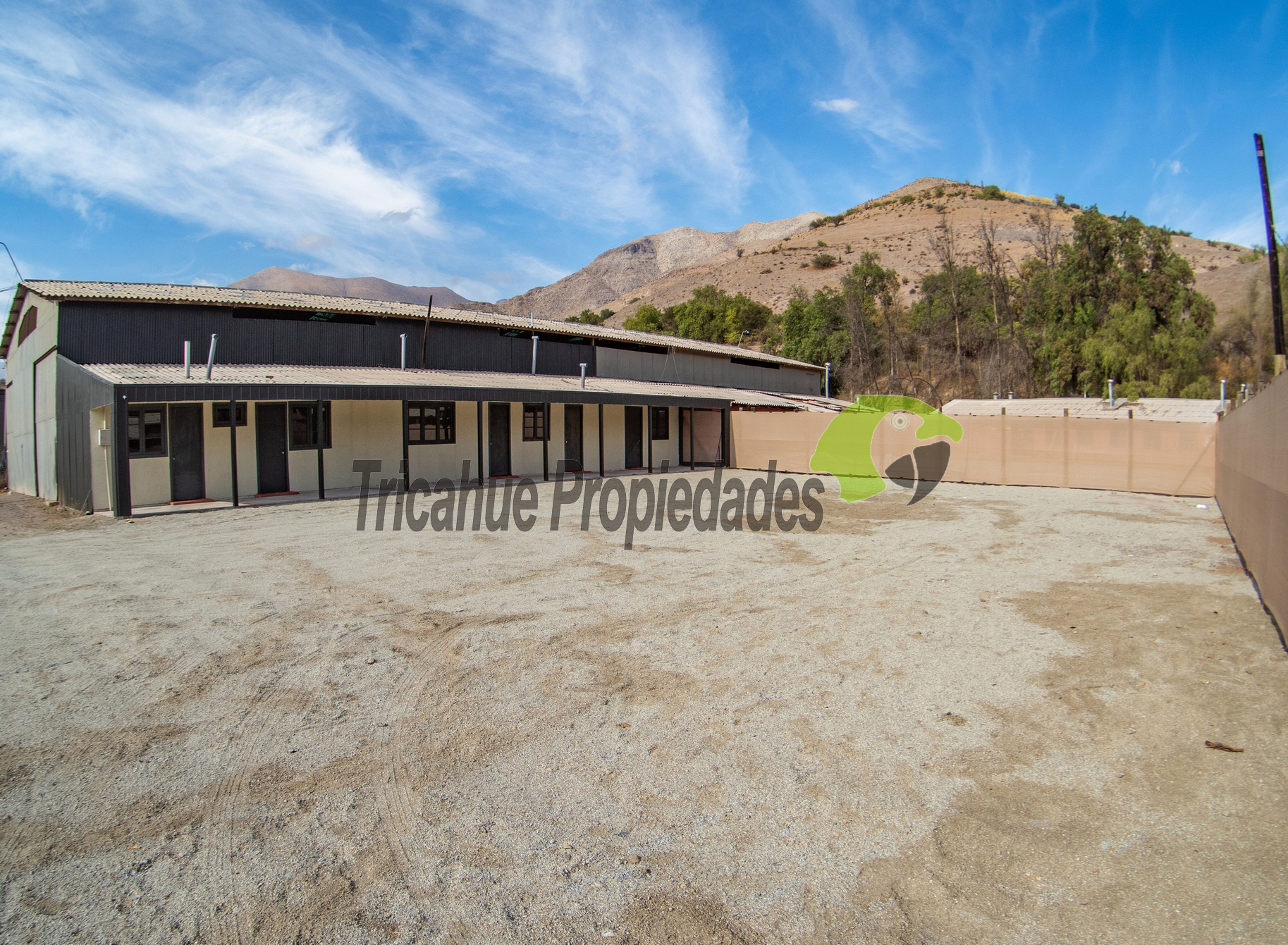 Arriendo de oficinas sector La Compañía de Vicuña. $220 mil y $270 mil