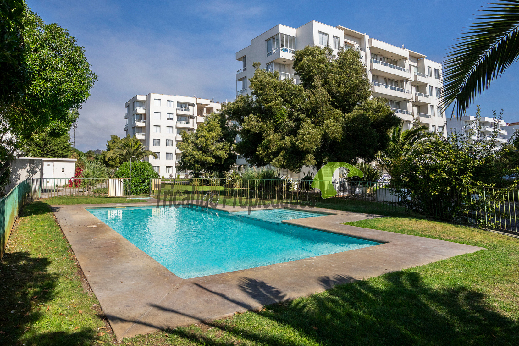 Arriendo hasta diciembre. Hermoso depto amoblado 2D y 1B. Condominio Parque Fray Jorge. La Serena. $450.000