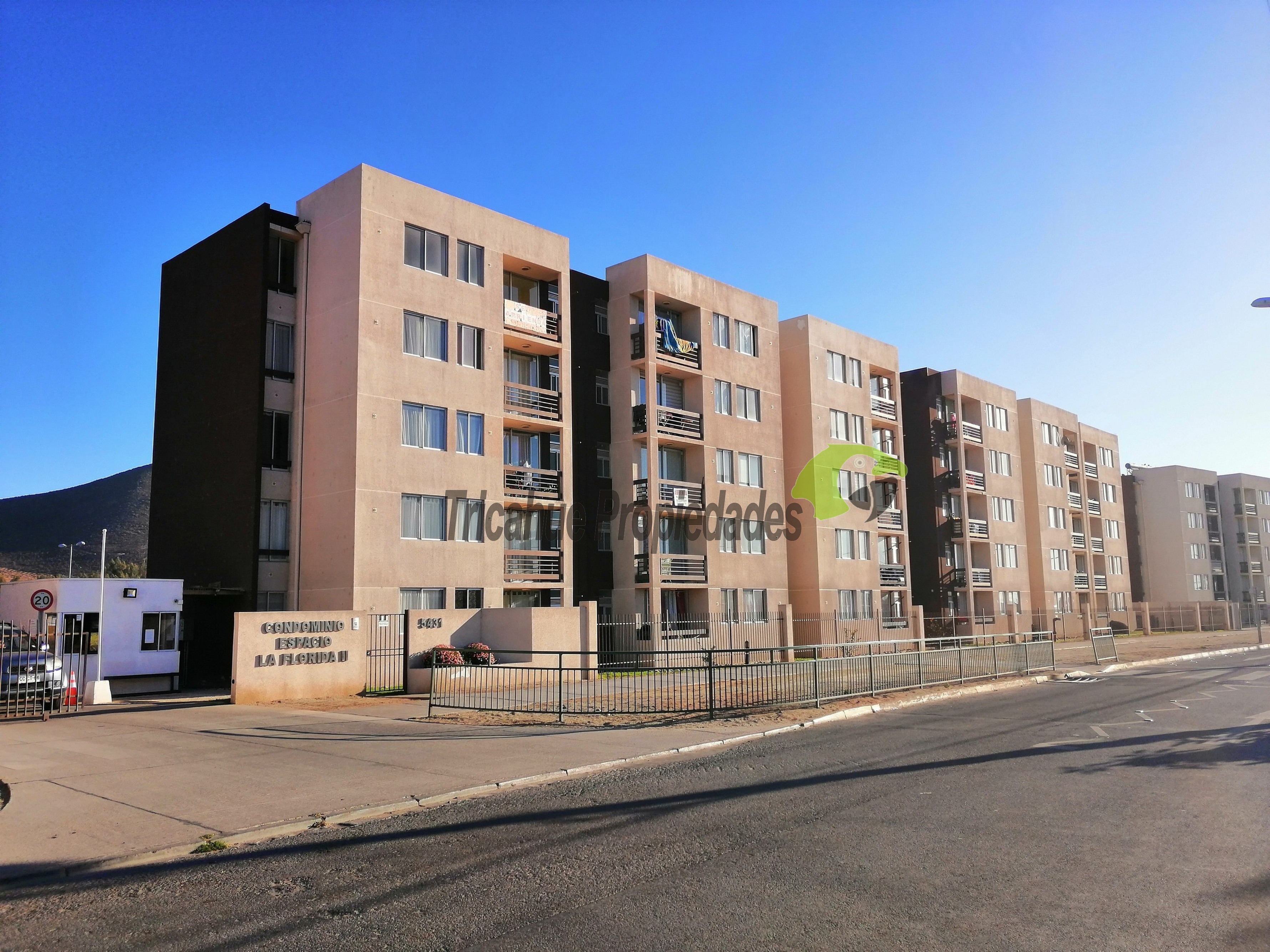 Arriendo departamento amoblado en La Serena, sector La Florida, 3D y 2B. $400 mil