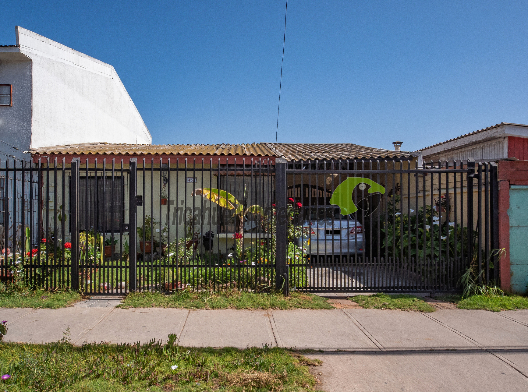 Arriendo de amplia casa año corrido, 2D y 2B. Paradero 6 Balmaceda.  La Serena. $570 mil